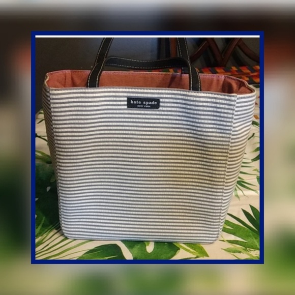 kate spade Handbags - Kate Spade Canvas Bag Pre-owned Like New